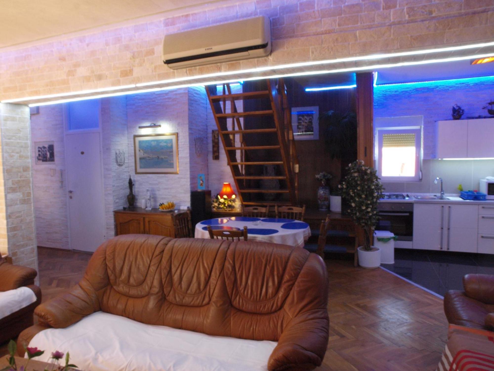 Apartments And Bungalows Vila Dalibor Nin Luaran gambar